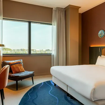 Corendon Amsterdam Schiphol Airport, A Tribute Portfolio 酒店