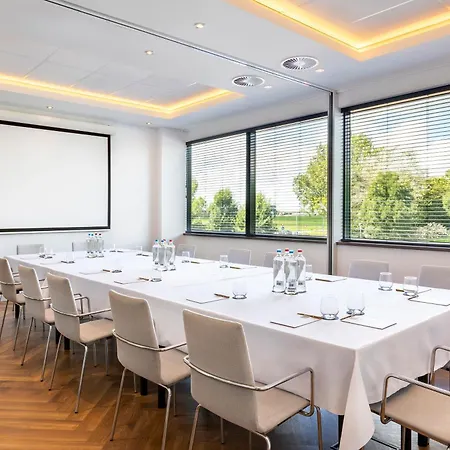 Corendon Amsterdam Schiphol Airport, A Tribute Portfolio 4* Badhoevedorp