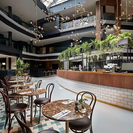 Corendon Amsterdam Schiphol Airport, A Tribute Portfolio Hotell