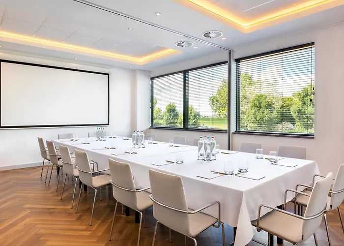 Corendon Amsterdam Schiphol Airport, A Tribute Portfolio 4* Badhoevedorp