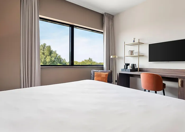 Corendon Amsterdam Schiphol Airport, A Tribute Portfolio Hotel 4*