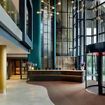 Corendon Amsterdam Schiphol Airport, A Tribute Portfolio Отель 4*