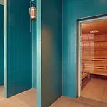 Corendon Amsterdam Schiphol Airport, A Tribute Portfolio 4*