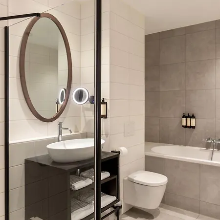 Corendon Amsterdam Schiphol Airport, A Tribute Portfolio 4* باتهوفيدوربْ