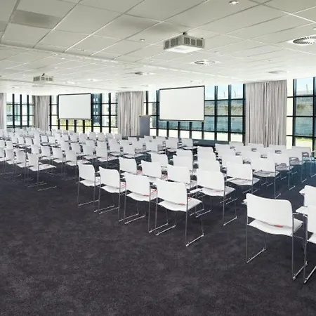 Corendon Amsterdam Schiphol Airport, A Tribute Portfolio 4* Badhoevedorp